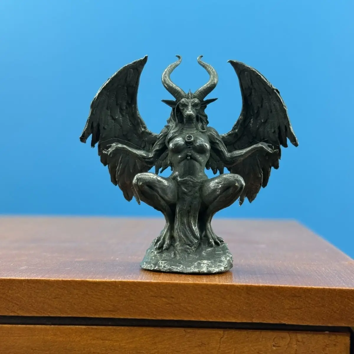 Antique Brass Statue Vintage Goat Head Occult Figurine for Dark Altar Decor Sculpture Gothic Collector Artifact Desktop Ornament