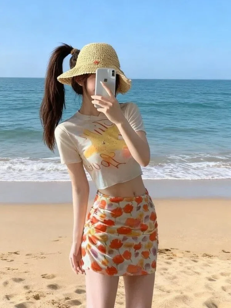 Bikini Set 4-Piece Floral Print & Sexy Design Hot Girl Vacation Swimsuit Summer Crop Tops Sexy Skirt Mini Sundress Cover Up Ropa