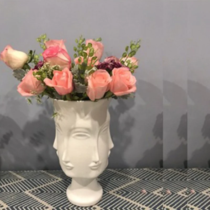 Scandinavian White Ceramic Vase Decoration Home Decoration Crafts Modern Interior Decoration Countertop Vase Art Face Shape Vase