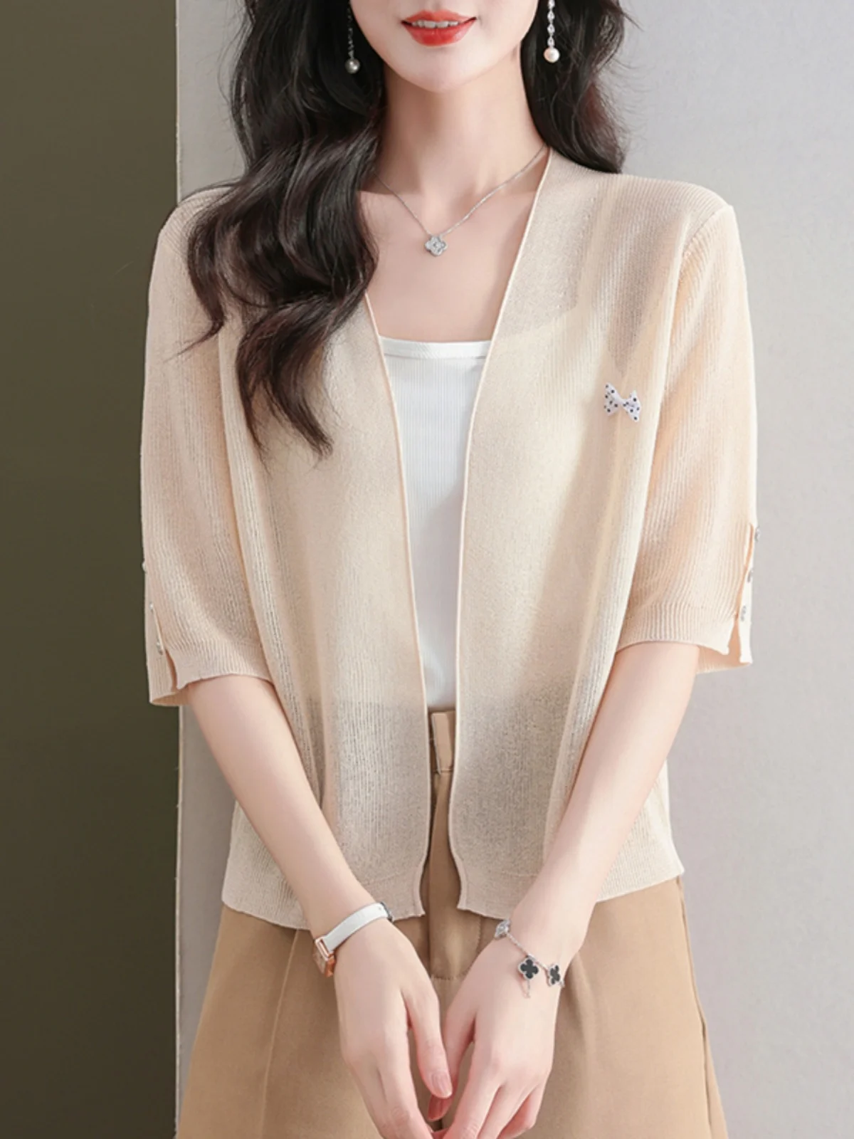 

High Quality Half Sleeved V-neck Ice Silk Small Knitwear Shawl Women's Summer Sun Protection Cardigan Thin Outerwear Jacket