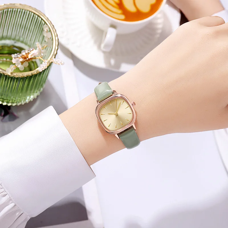 Retro Simple Square Quartz Watches Reloj Mujer Elegant Small Dial Leather Strap Wristwatch for Women Girls Clock Gift Wholesale