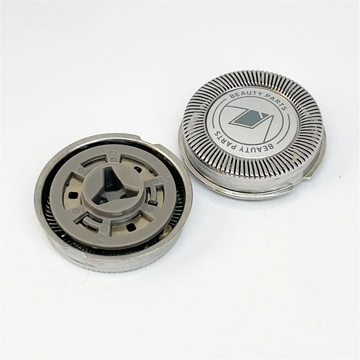 หัวโกน SH71แบบเปลี่ยนได้สำหรับชุดเครื่องโกนหนวดรุ่น7000และมีรูปทรงเชิงมุมรุ่น5000 SH71/52