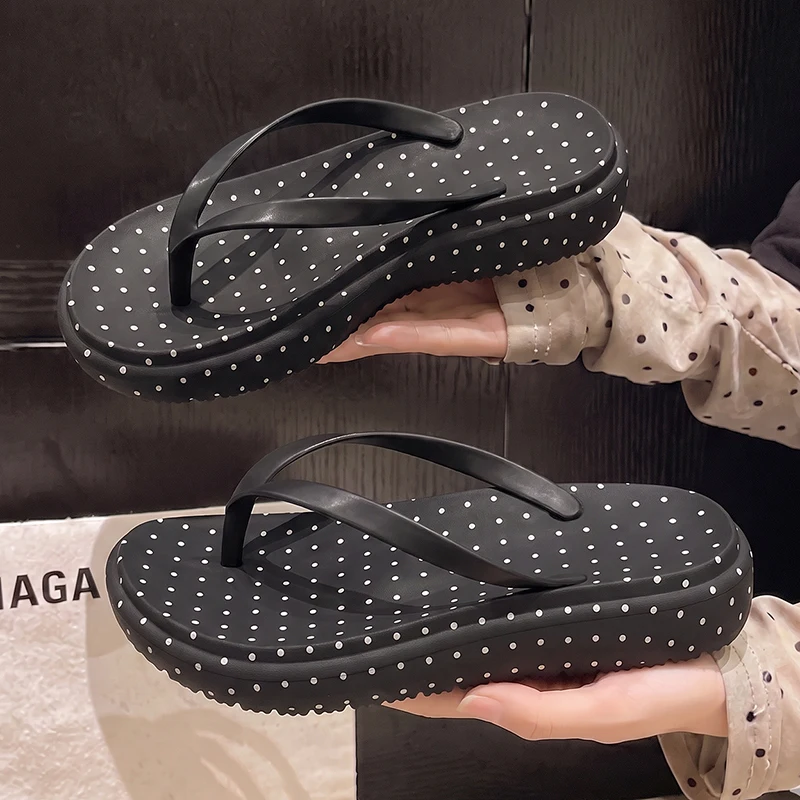 Sexy Leoparden-Clip-Toe-Sandalen für den Sommer, Damen-Strand-Sandalen mit dicker Sohle, gepunktete Plateau-Flip-Flops, leichte Damen-Slides für den Alltag. – Detail 8