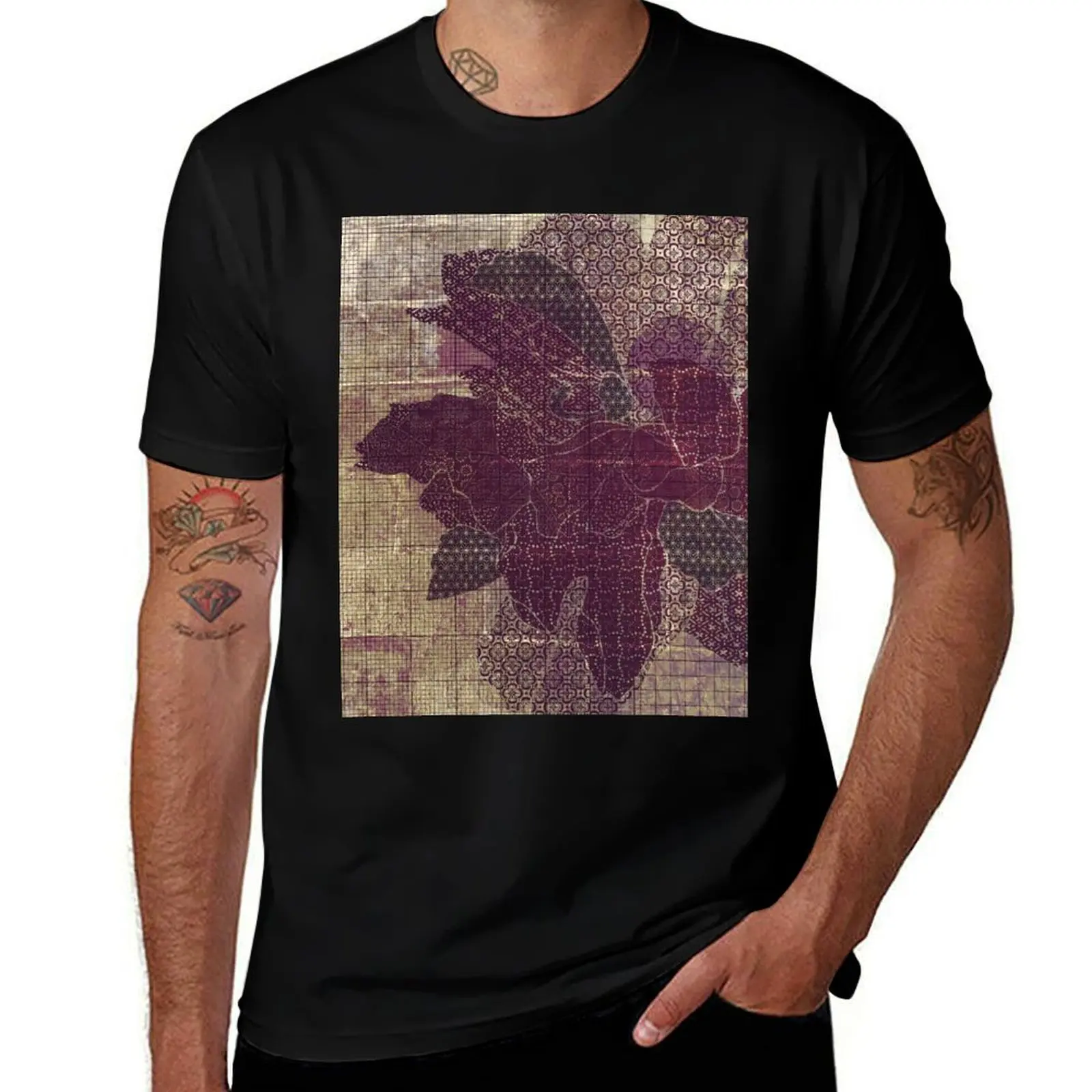 Peony and Japanese Pattern - Olive&Aubergine T-Shirt Trendy Print Short Sleeve T-Shirt