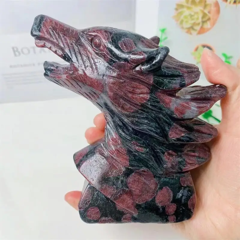 Natural Garnet Wolf Head Crystal Carving Powerful Animal Decorations Office Desktop Furniture Collection Gift 1pcs