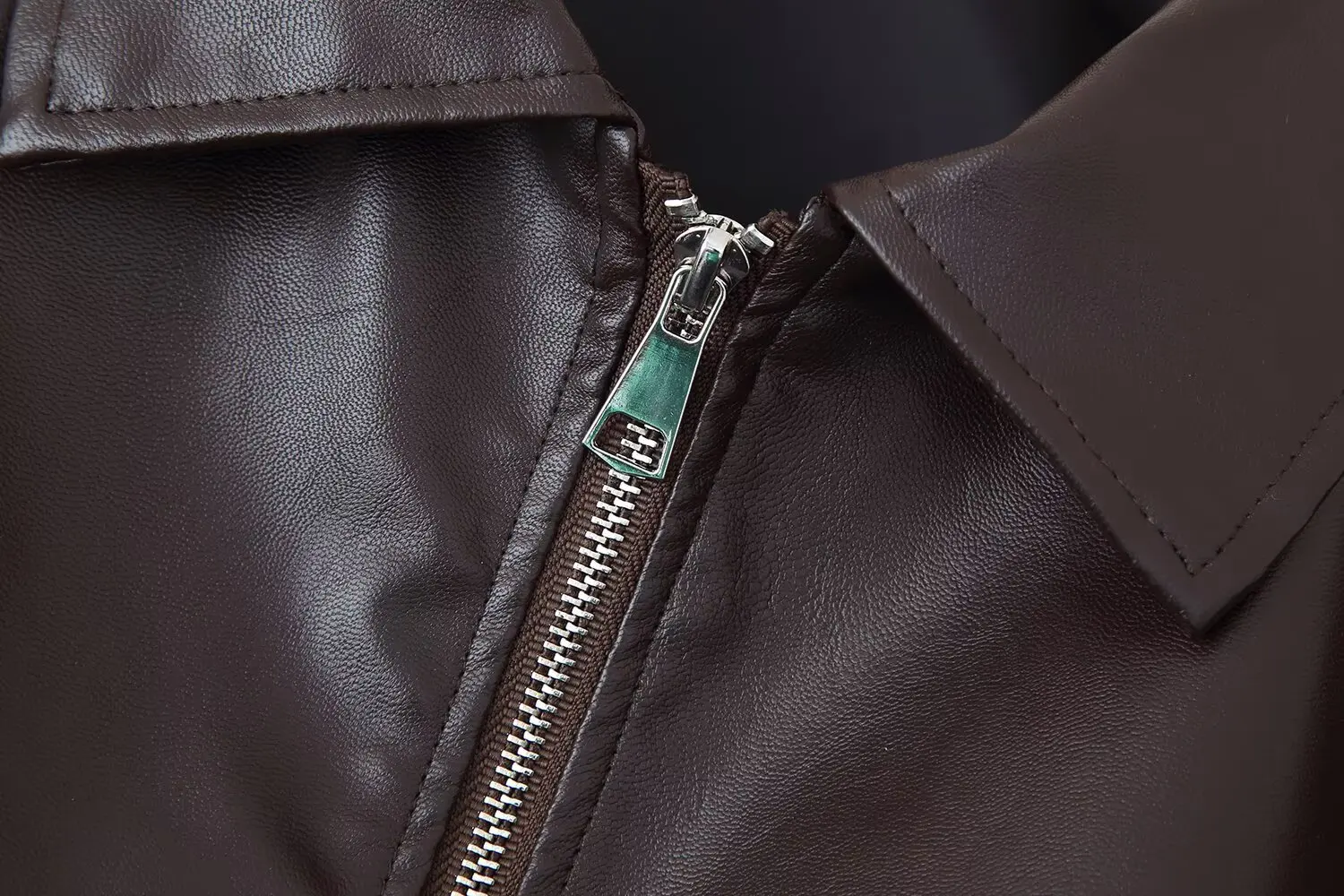 Chaqueta vintage para mujer, bolsillos dobles, cremallera frontal, dobladillo cónico, eleva tu estilo, chaqueta para mujer