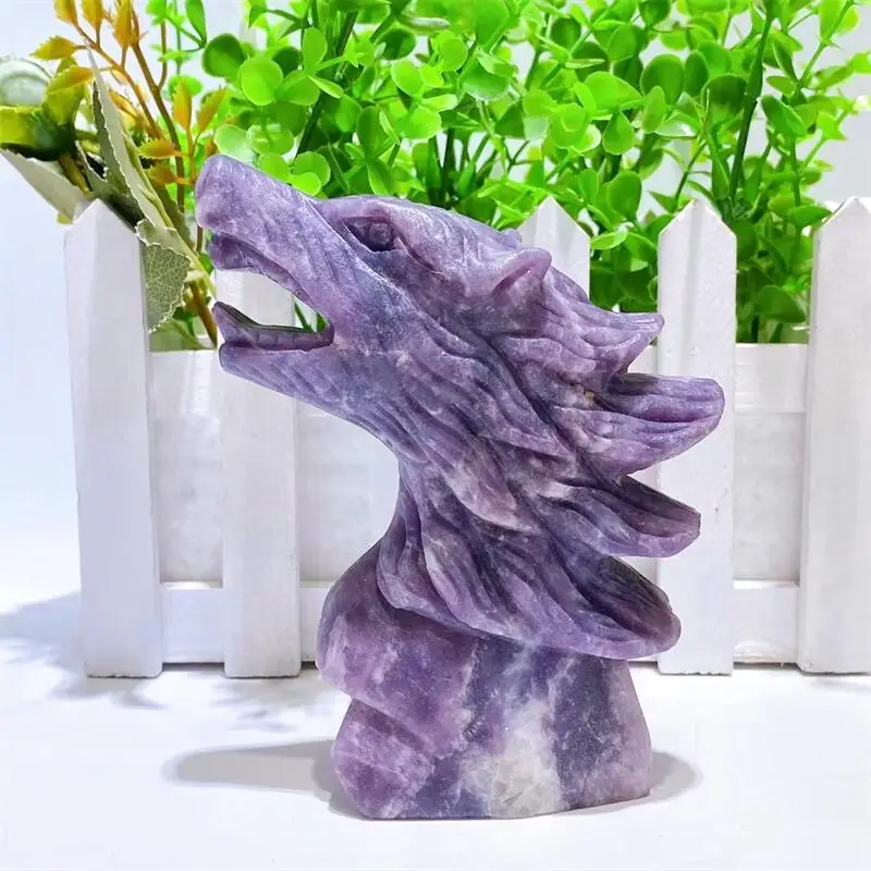 12CM Natural Purple Mica Wolf Head Crystal Animal Carving Crafts Powerful Animal Decorative Ornaments Birthday Present 1pcs