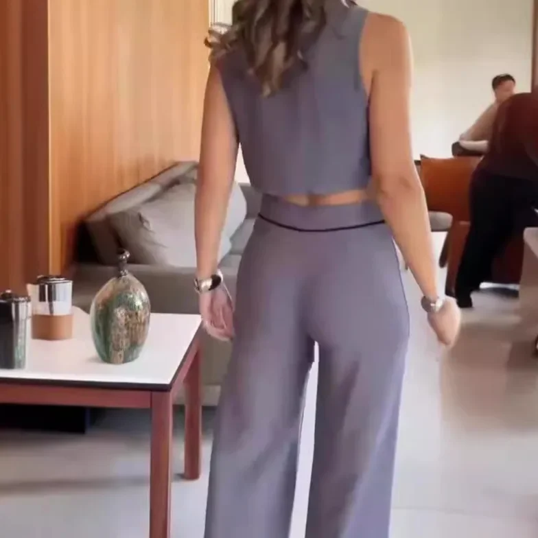 Conjunto de ropa de 2 uds para mujer, camiseta sin mangas con costuras contrastantes de Color, chaleco, Pantalones rectos de cintura alta, verano 2024