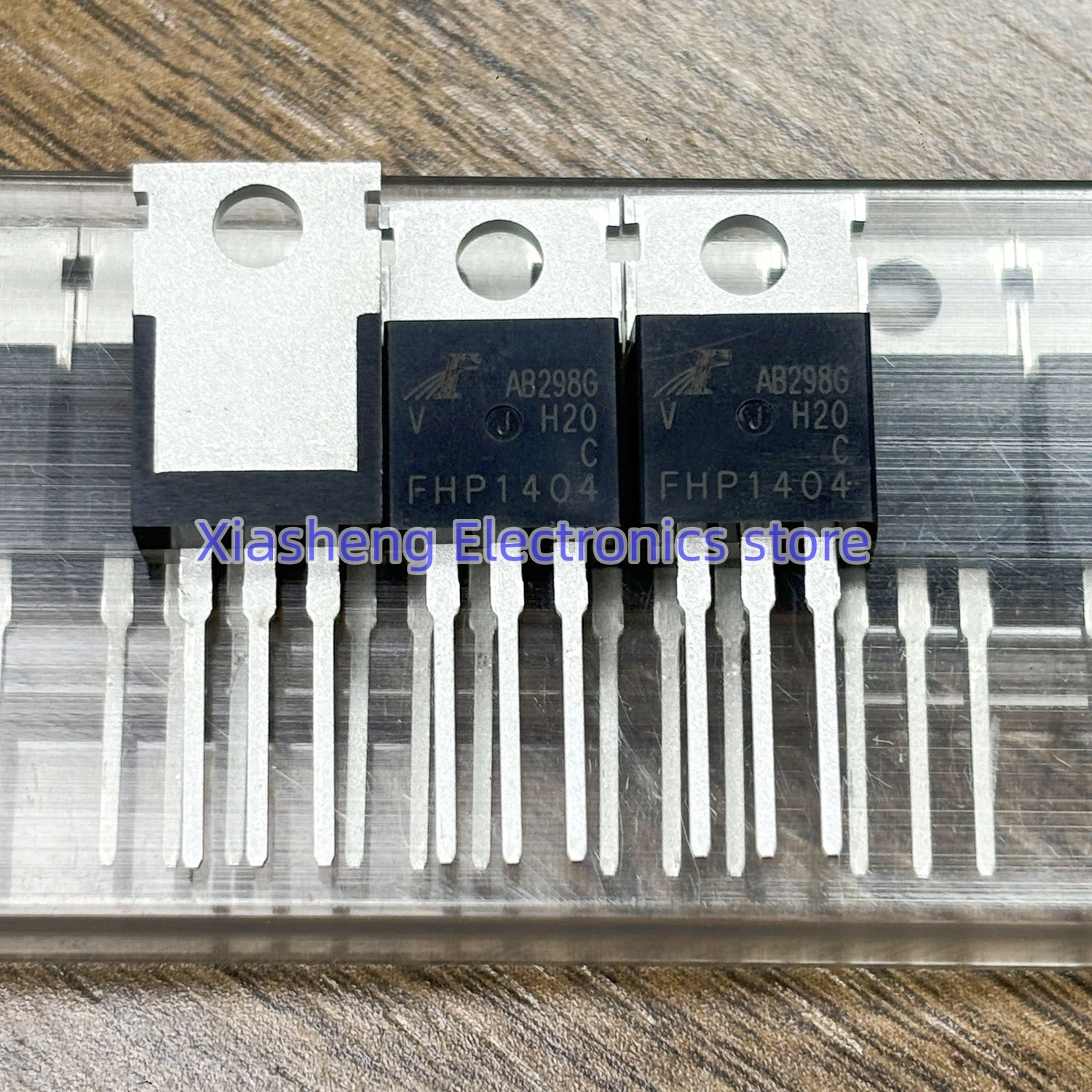 

New Original 10Pcs FHP1404 TO-220 40V 180A MOSFET Field Effect Transistor In Stock Good Quality