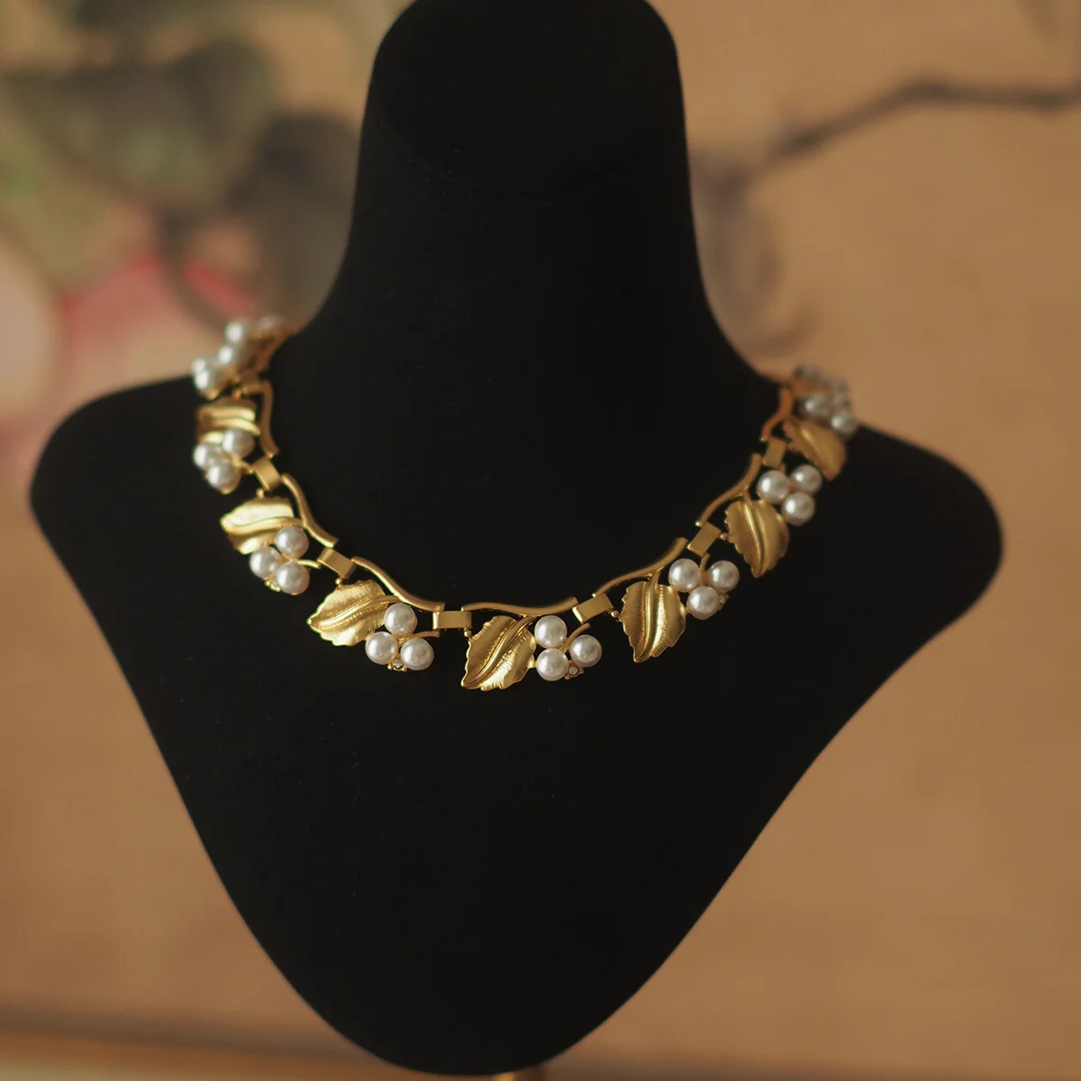 2025 New Birthday Ribbon Vintage Pearl Grape Helene Trifari-Style Necklace - High Luster Retro Fashion Jewelry