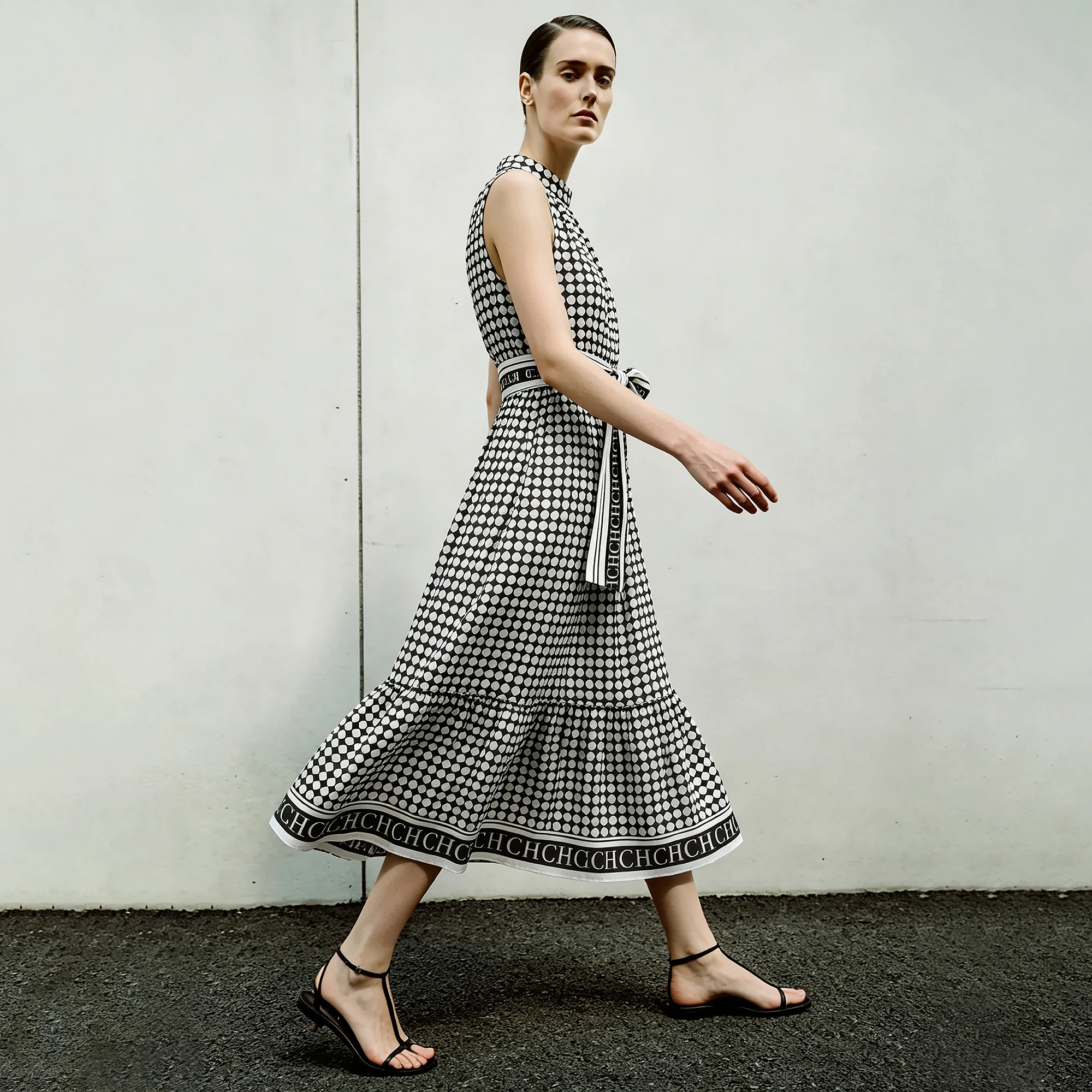 CH Women's Dress Summer Fashion Hanging Neck Design Female Holiday Long Dress Classic Large Wave Dot Splicing Design Lady Dress