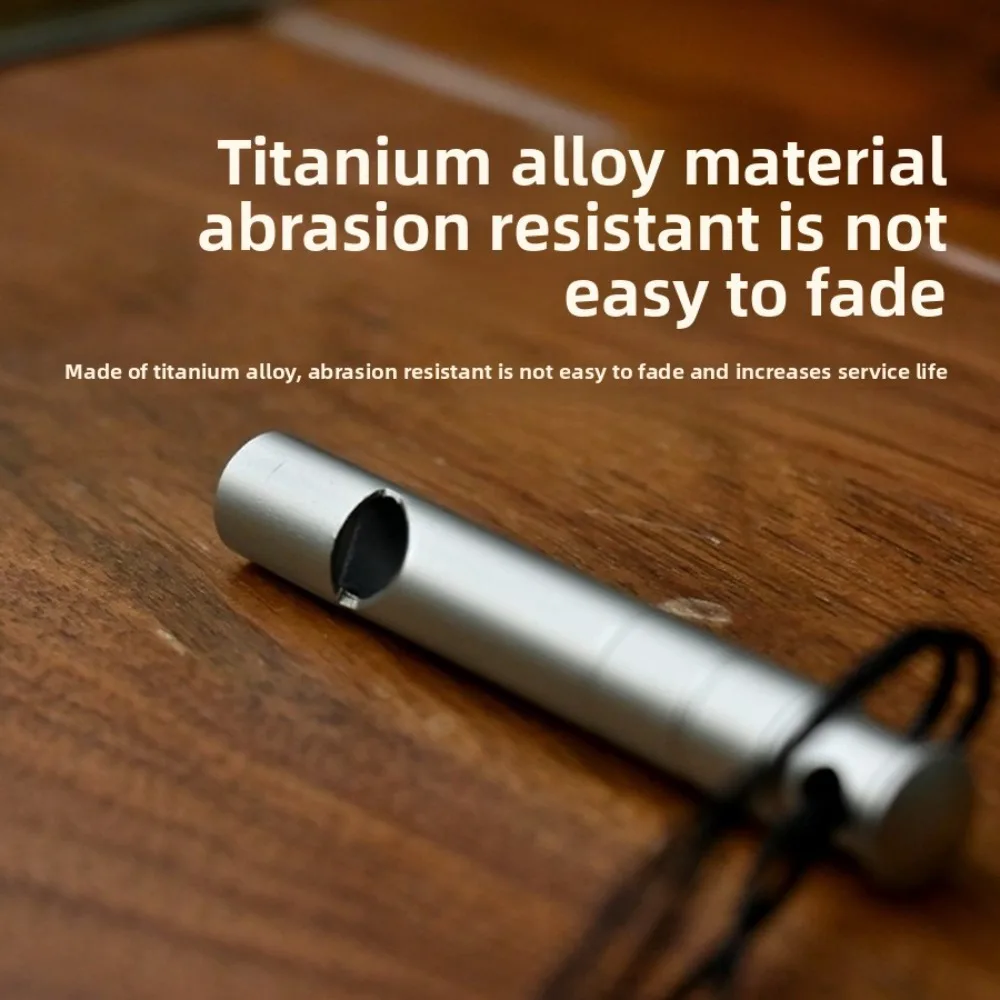 صفارة إنقاذ من سبائك التيتانيوم عالية التردد للتخييم والمشي لمسافات طويلة في الهواء الطلق مناسبة للتدريب العسكري. #4