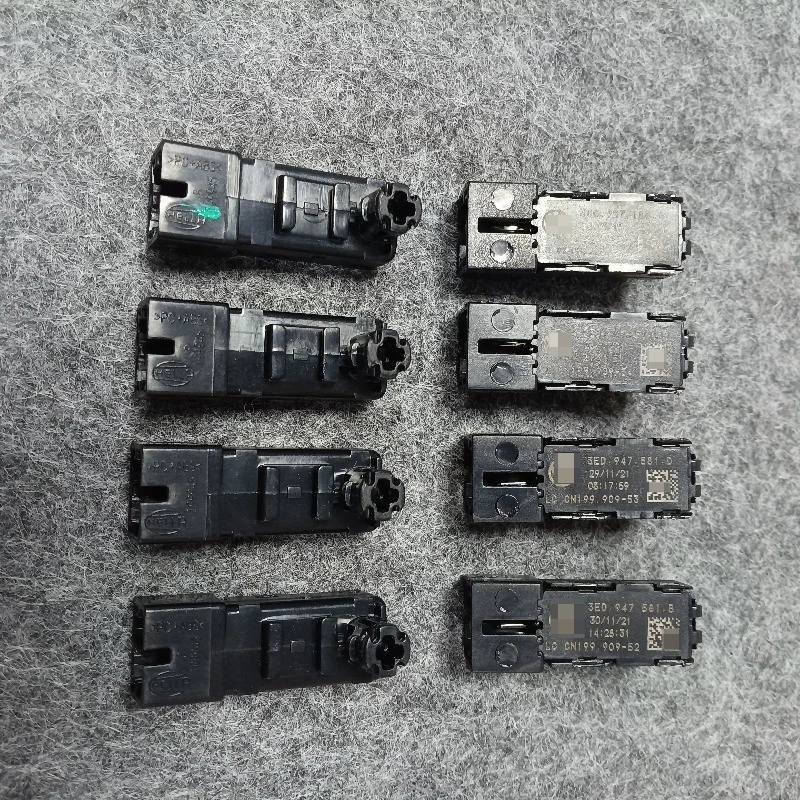 

1pcs for VW PHIDEON Atmosphere Lamp Head Door Atmosphere Lamp Sensor Supports Two Colors and Multiple Colors Brand New