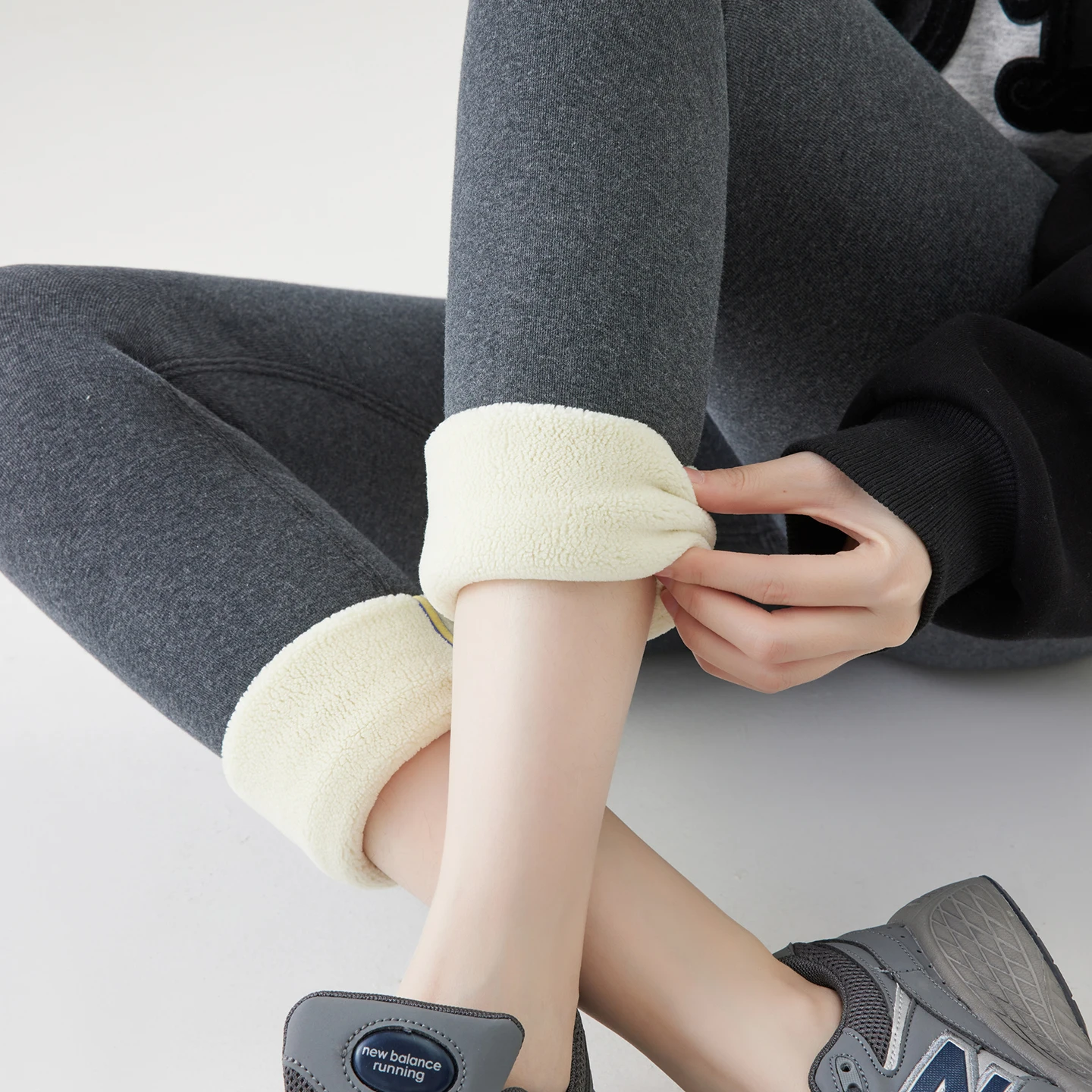 Women Fleece Lined Leggings, Autumn Winter Wearable Outer Lamb Fleece Thermal Pants, 2026 New Winter Thick Lamb Fleece Warm Cott