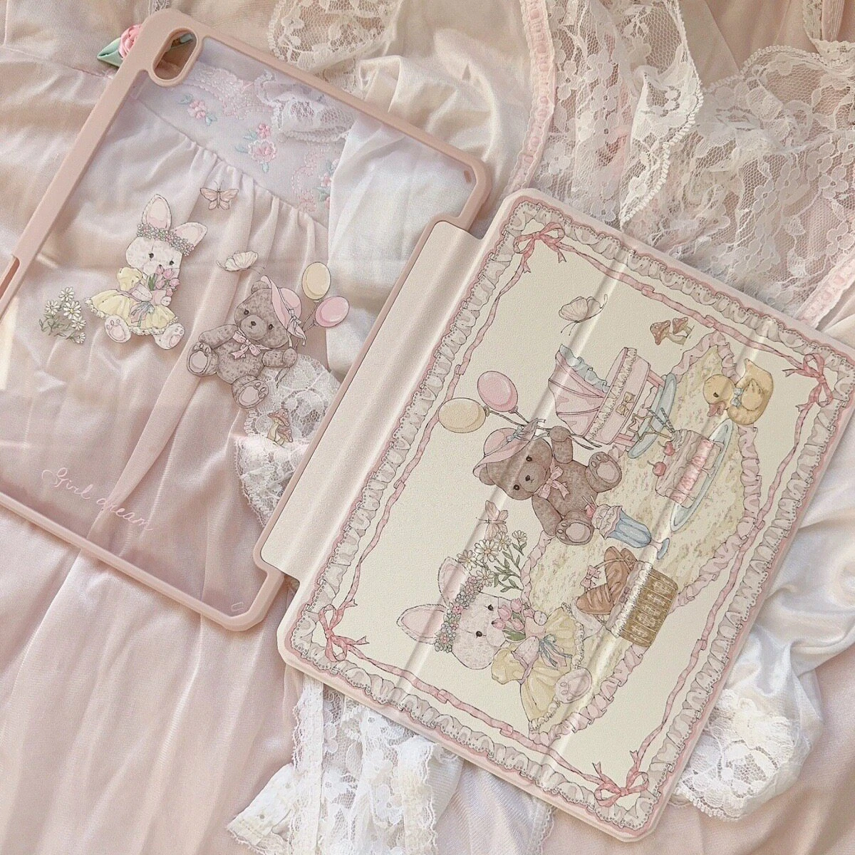 Kawaii Doll Picnic Party Y2K Tri-Fold Cover For iPad Pro 13 11th M5 M4 12.9 A16 10 8 7 9th 10th Air 11 M2 M3 Mini Tablet Case