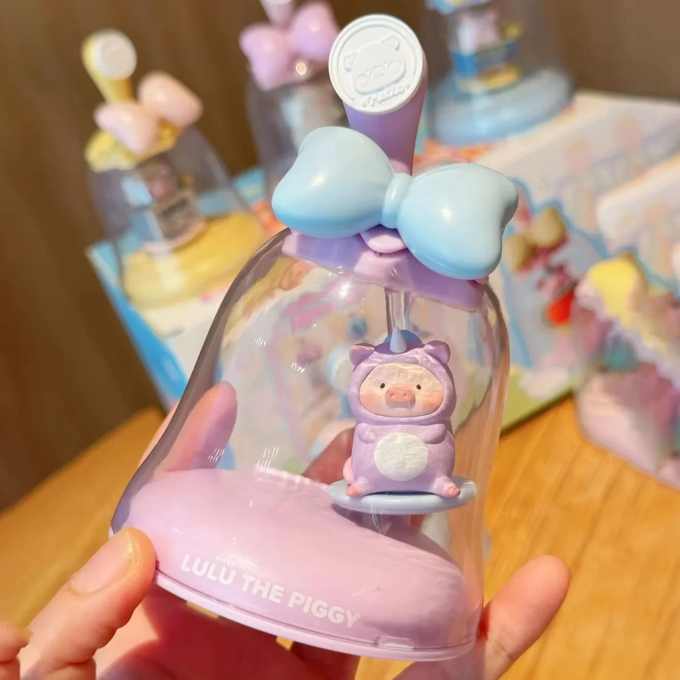 new Lulu pig Light makes it swing Blind Box Amusement Park Series Solar Powered Decor Ornament Table girl birthday Gift view 3