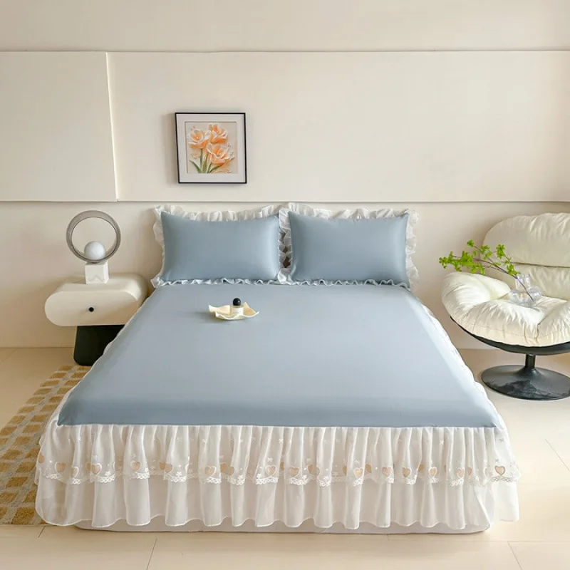 

2025 new solid color simple spring and summer ice silk mat bed skirt three-piece air layer mat bed skirt