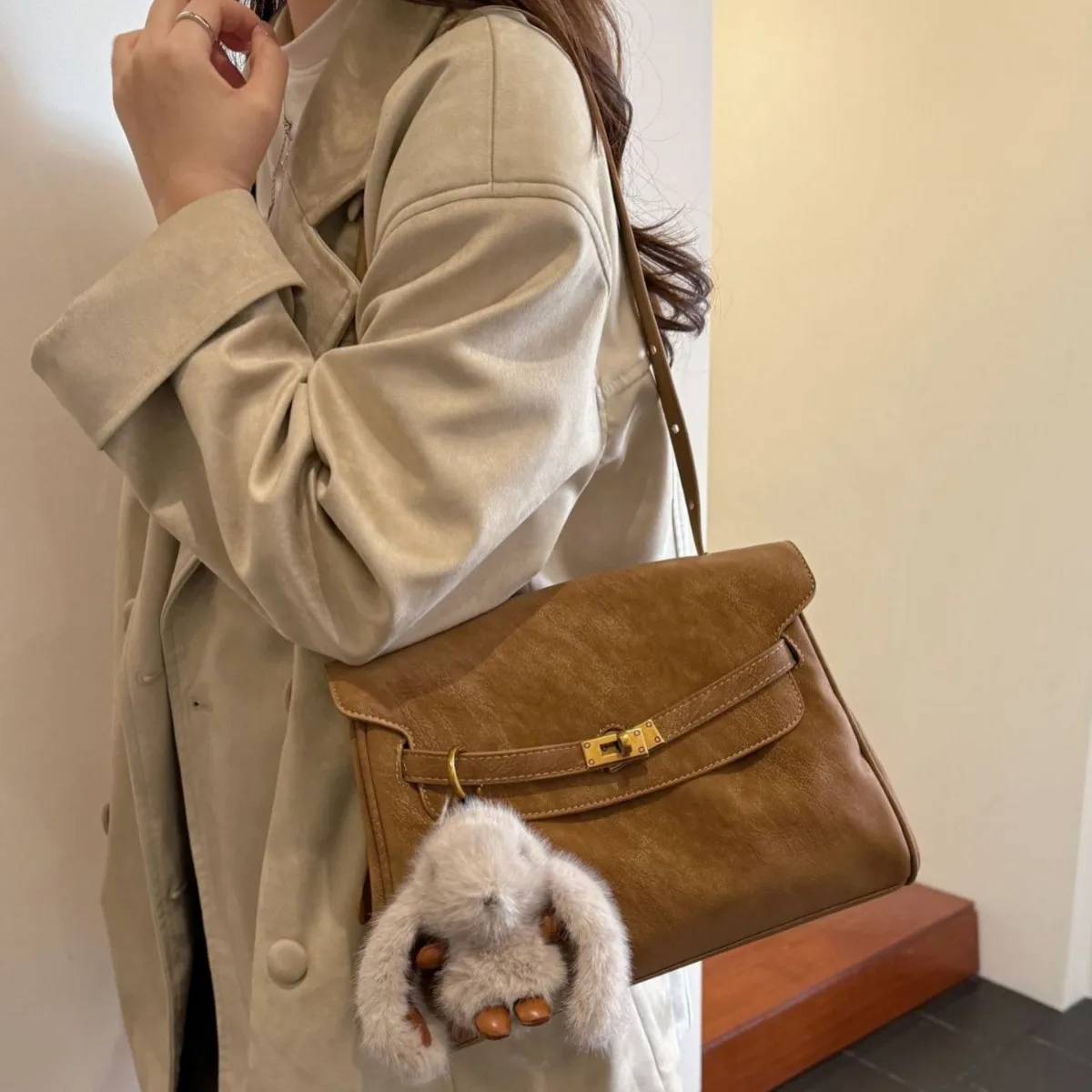 

Винтажный портфель из мягкой кожи 2025 года — большая вместительная сумка через плечо с замком 2 в 1