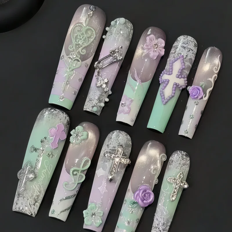 Vintage Fenstergitter-Ranken-Kreuz Y2K Klaviertasten-Nagel-Silikonform, DIY geprägte Charms Nagelkunst-Dekorationsform – Detail 4
