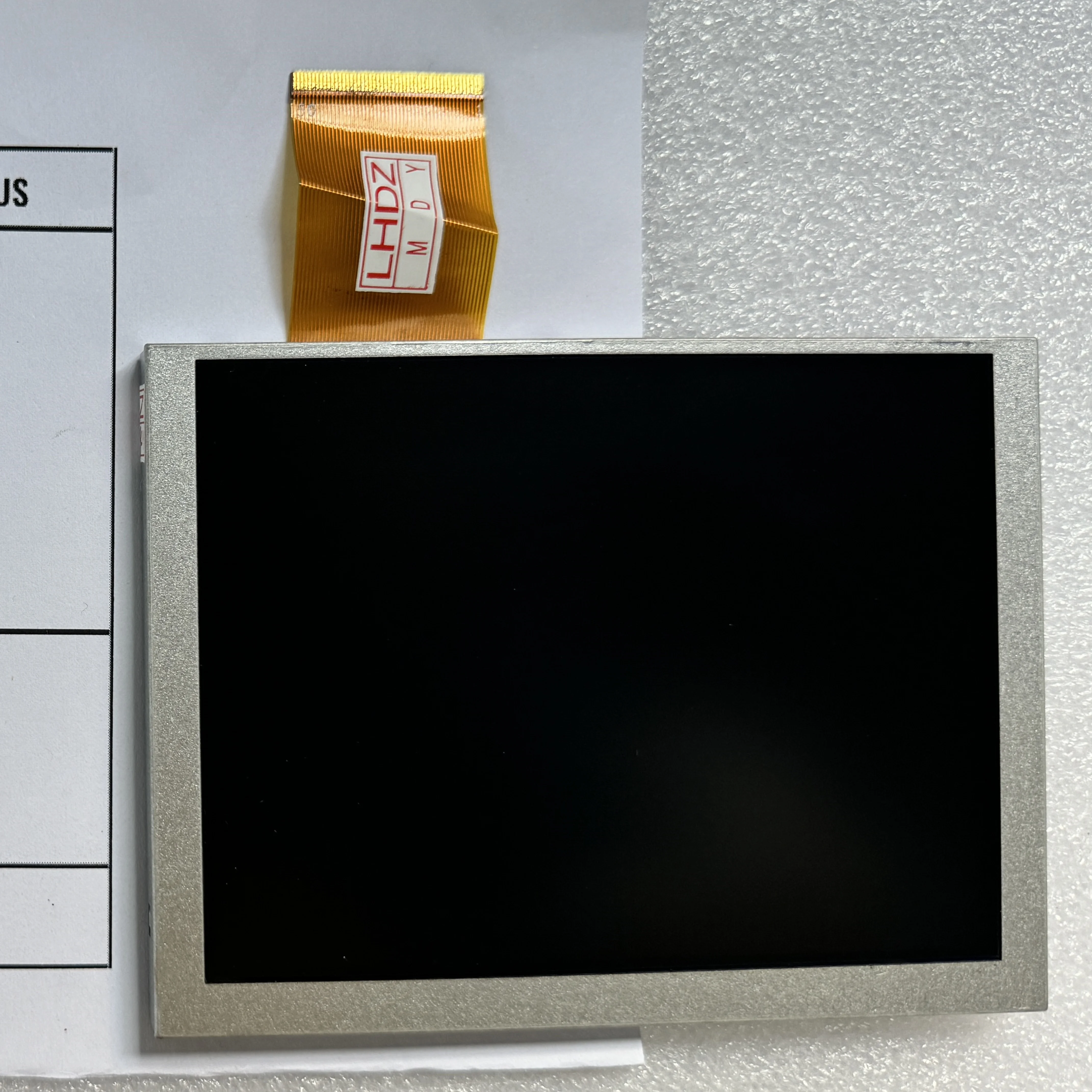 AT056TN52 V.3 LCD-Display