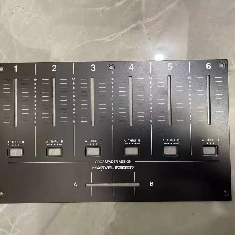 1 Piece of Black Fader Metal Plate in The Middle of Pioneer DJ Mixer DJM-V10(Iron Plate for The Trimmer Only)