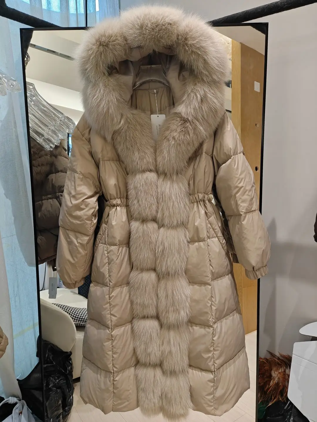 

Женская куртка с воротником из натурального меха, расширенная длина выше колена, теплая верхняя одежда, зимняя новинка, сле