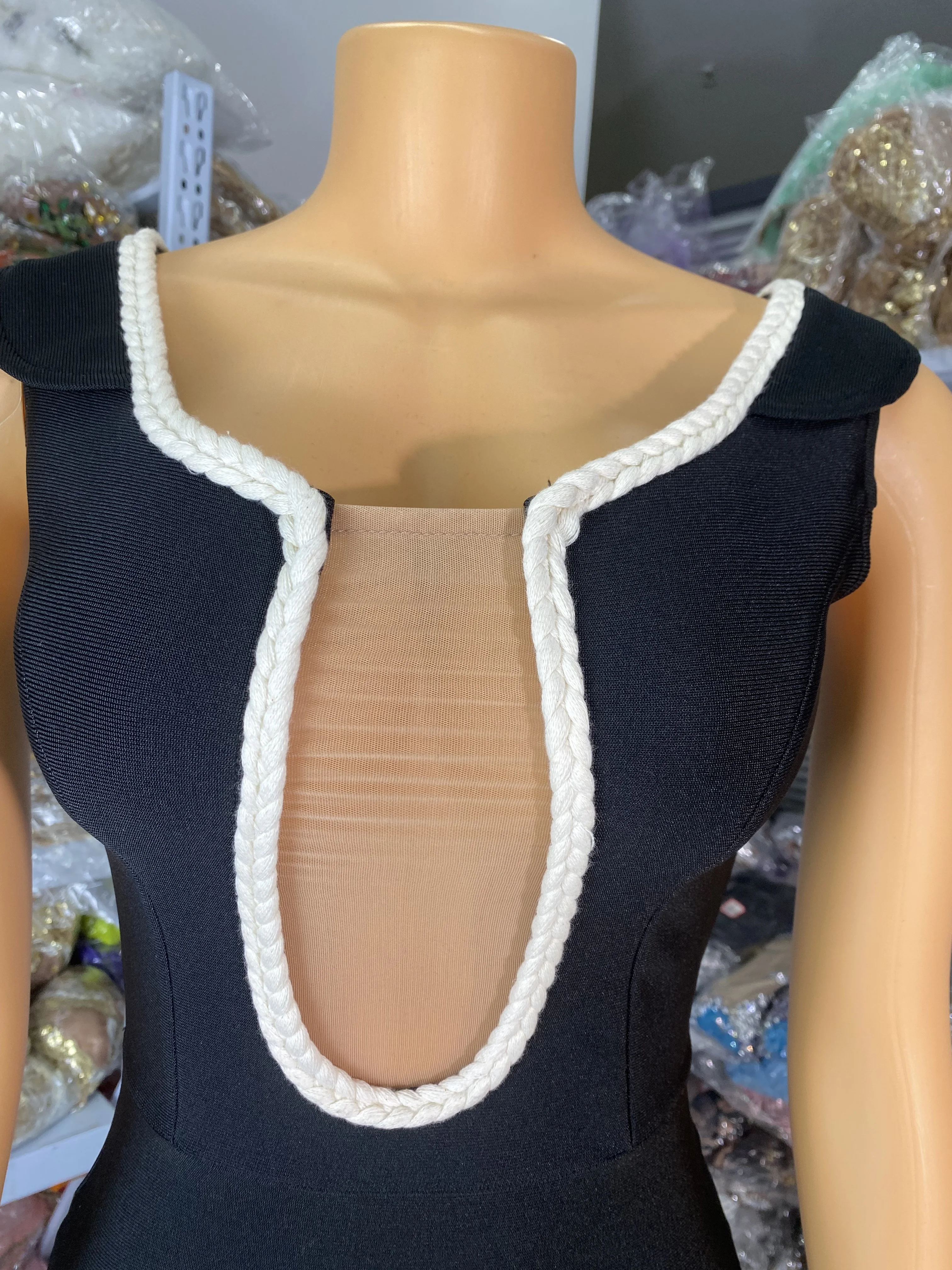 2025 ใหม่ผ้าพันคอผู้หญิงมุมมอง SHEER Patchwork เข่าความยาวถัก High Street OL อย่างเป็นทางการโอกาส PARTY DRESS