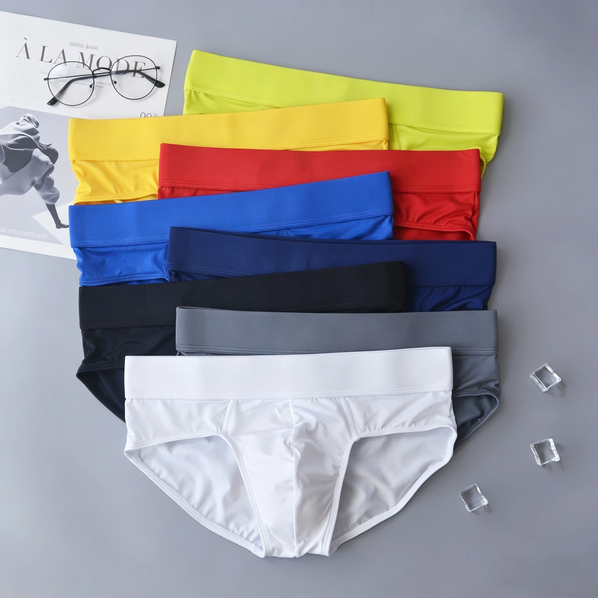 Low-Waist Men's Beach Shorts 2026 Quick-Dry Polyester Sports Briefs without Logo for Comfortable Casual Wear