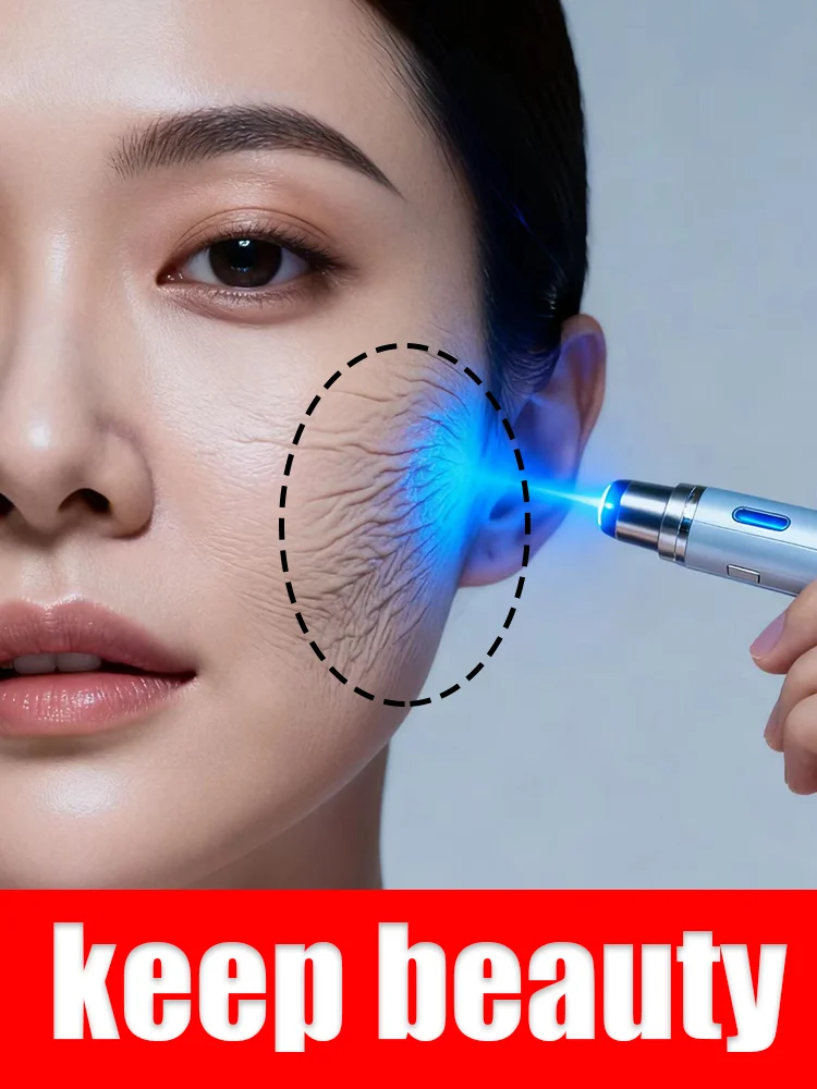 Narzędzie do oczyszczania twarzy z niebieskim światłem używane przez młode kobiety