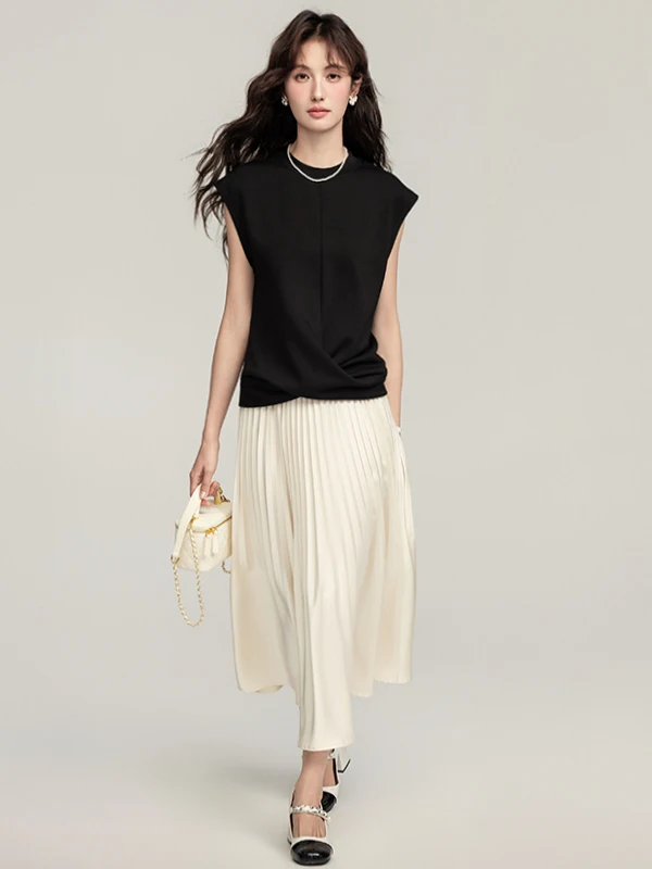 

Elegant Summer Fashion Black round Neck Sleeveless Top And White Pleated Skirt Two Piece Set Women's Clothing Ensemble