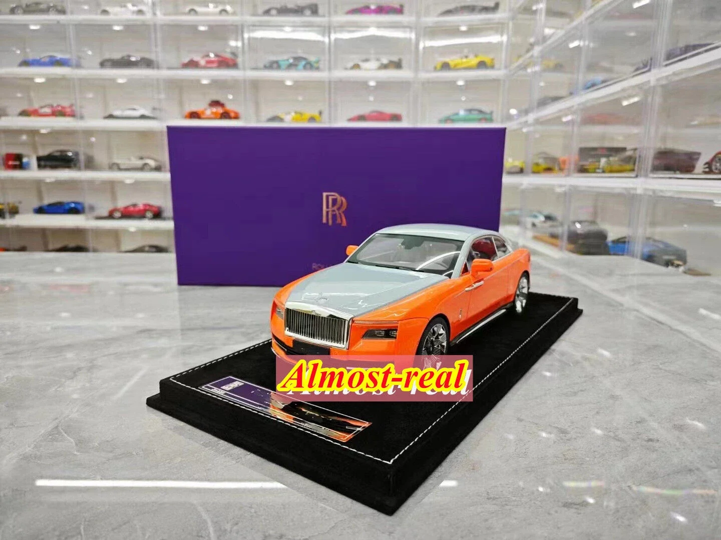 HH 1:18 For Limited Rolls-Royce Spectre Resin Diecast Model Car Toys Boys Birthday Gifts Hobby Display Collection Ornaments