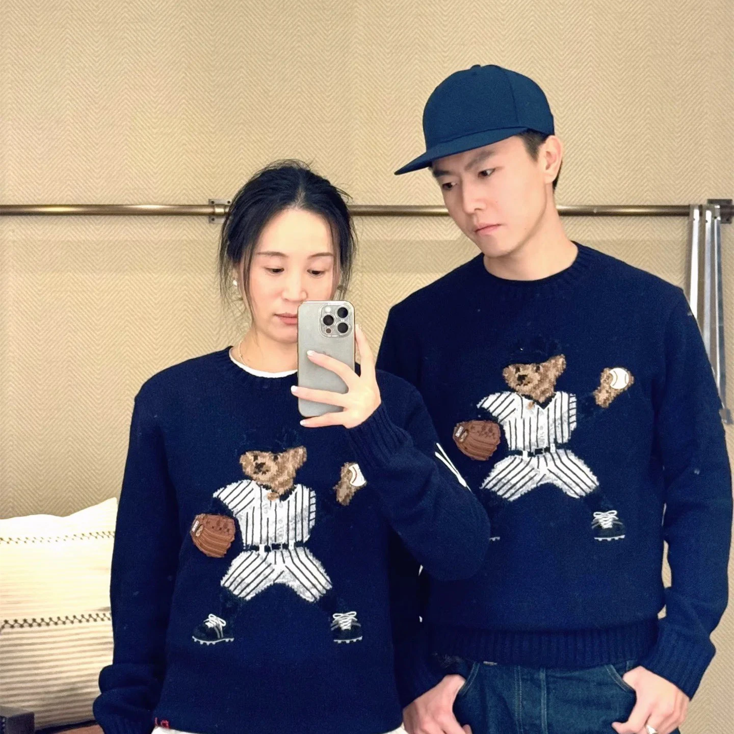 

Новое поступление осени/зимы 202, тяжелый шерстяной свитер с круглым вырезом в студенческом стиле для молодежного образа