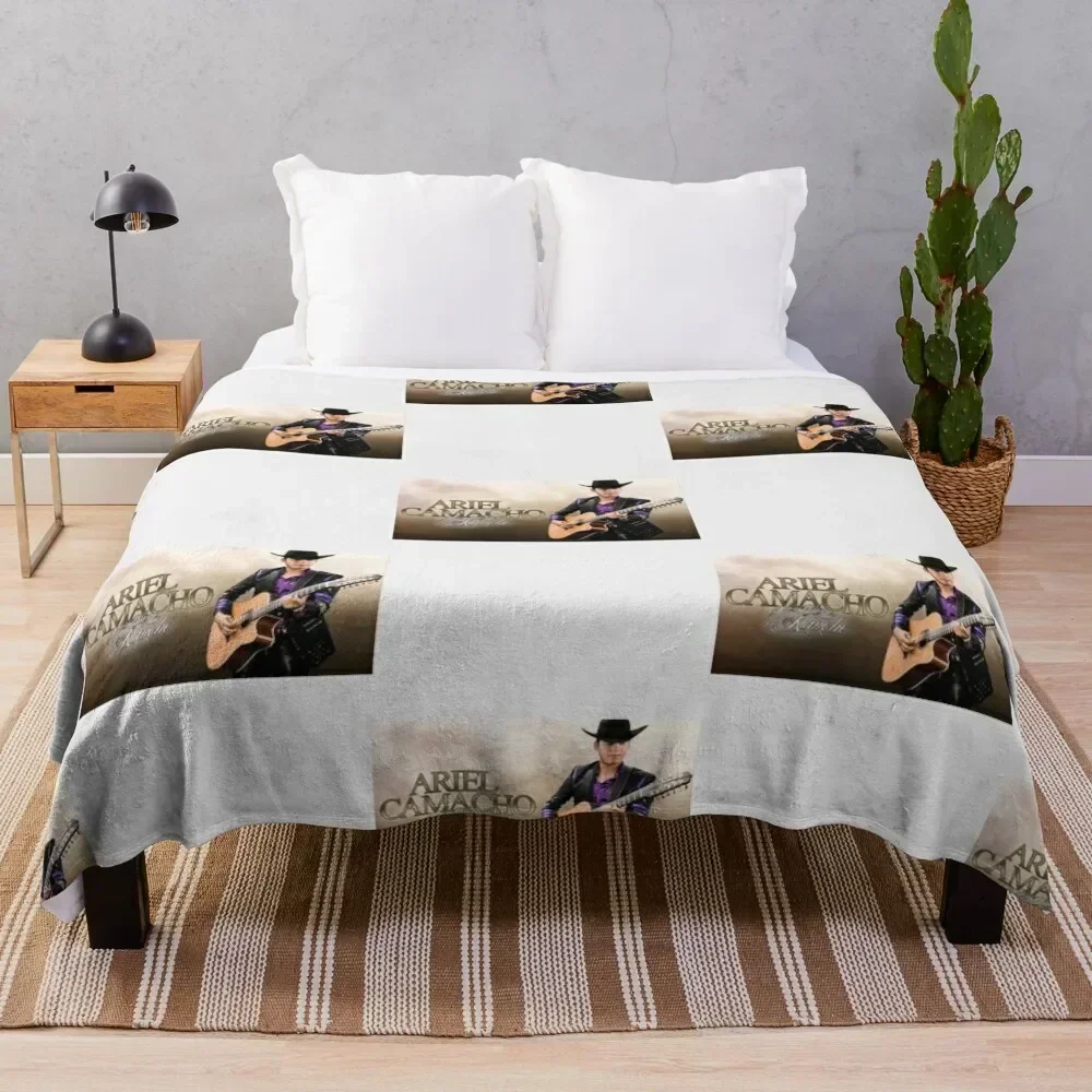 

Camacho Ariel Clasic Comfort Soft Crewneck Throw Blanket Lightweight Warm Blanket for Travel Camping