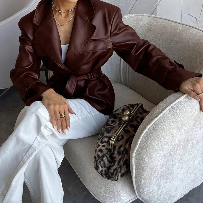 Retro PU Leather Lapel Short Jacket Women Autumn 2025 Shoulder Waist-cinching Brown Jackets with Belt Female Street Outwear