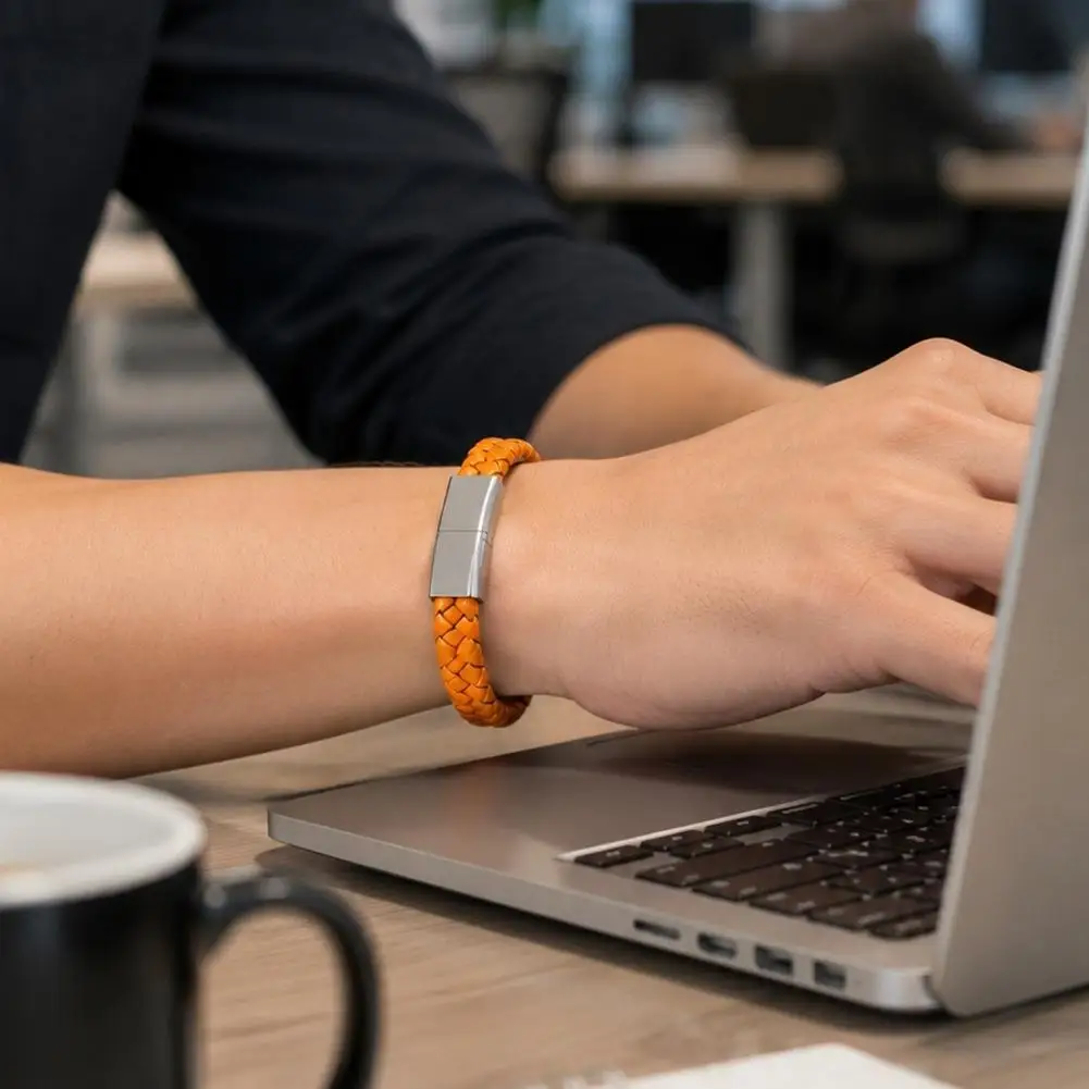 Fashion Bracelet Shape USB C Charging Cable Braided Wrist Strap Data Cord Portable Wearable Fast Charge Cable For Smartphone