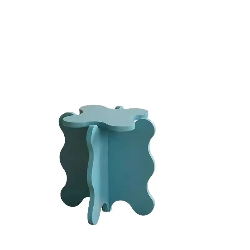 

Nordic Internet celebrity petal edge few creative designer corner few home living room small table sofa coffee table