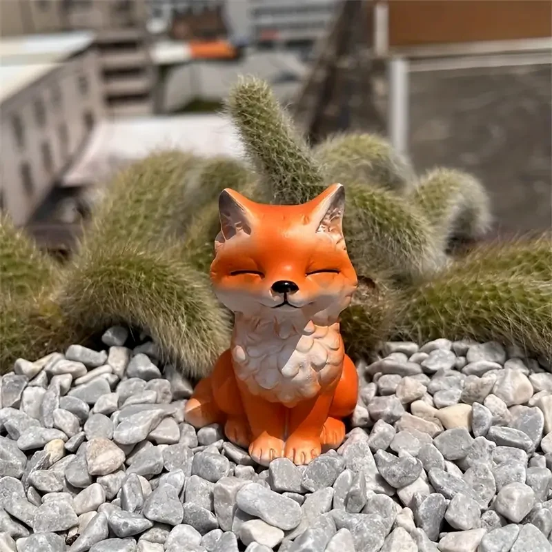 

Miniature Cute Small Fox Figures Ornament Cartoon Model Home Living Room Micro View Desk Room Decorations