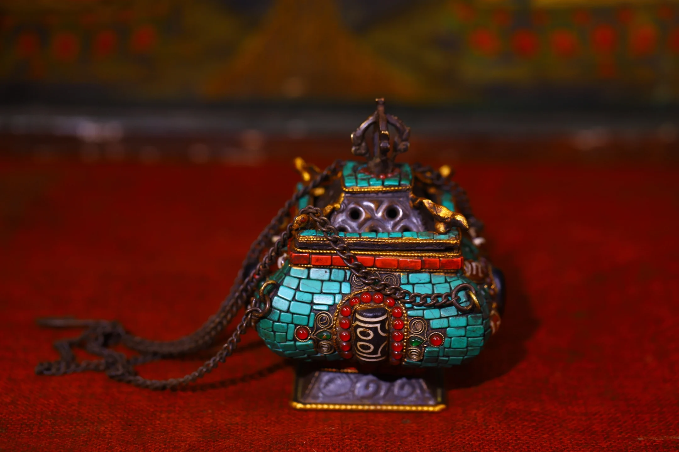 

11"Tibetan Temple Collection Old Bronze Painted Mosaic Gem gZi Beads Shell Turquoise Hanging furnace Incense Burner Amulet