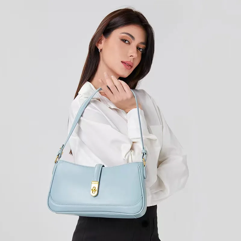 2024 Nuevo diseñador de nicho Bolso retro de lujo para axila Bolso exquisito y versátil Bolso de hombro simple e informal de gama alta Bolso cruzado moderno y de moda de gran capacidad Bolso para teléfono móvil Bolso