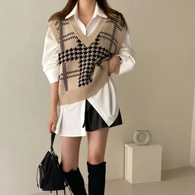 Ele V-Ne Knitted Vest Women's Korean Sle Spring Autumn Loose Fit Svel Sweater Vest Comfortable Casual Top