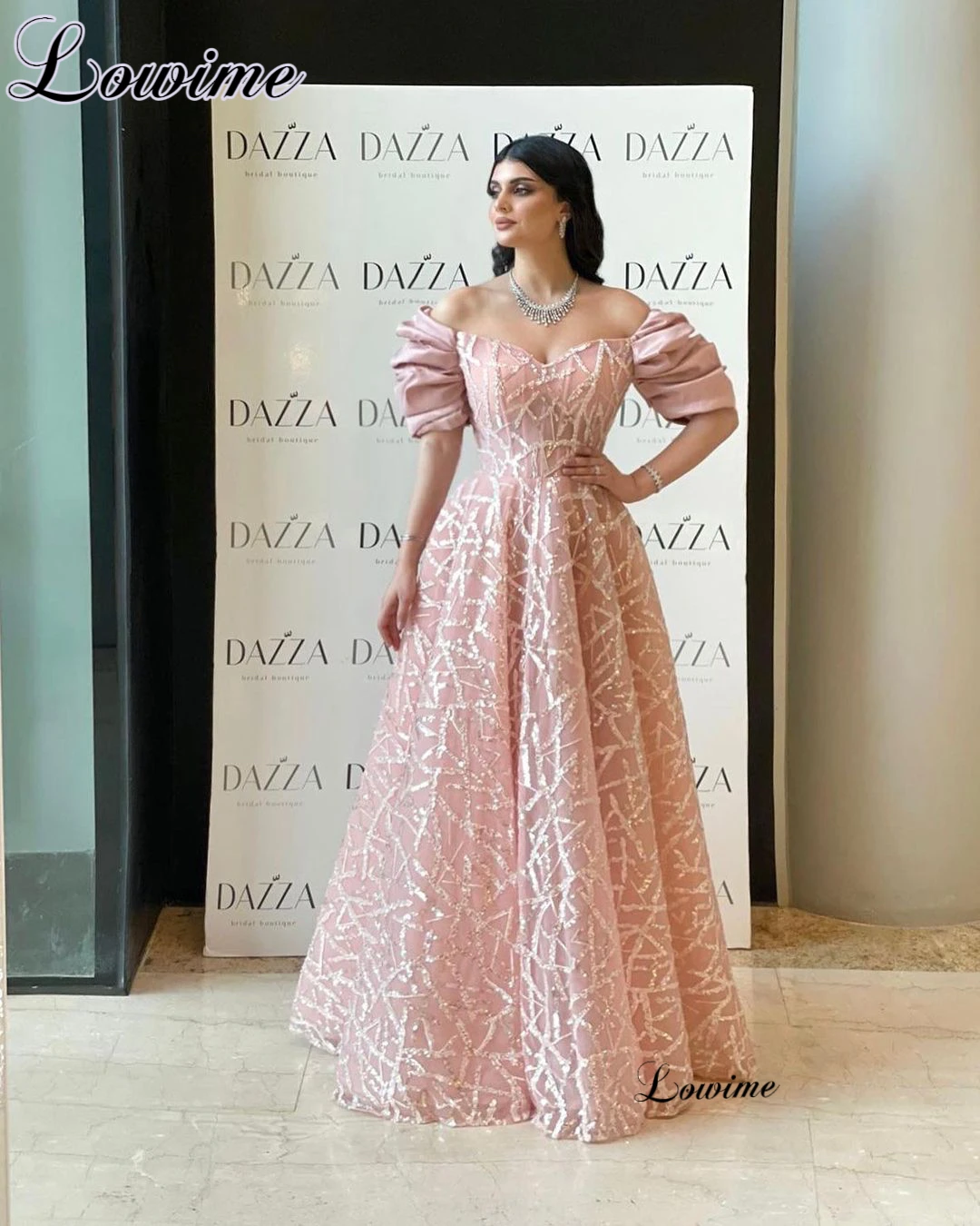 Pink Sequined Sweetheart Celebrity Dresses A-Line Off Shoulder Backless Red Carpet Dresses Evening Gowns Vestidos De Coquetel