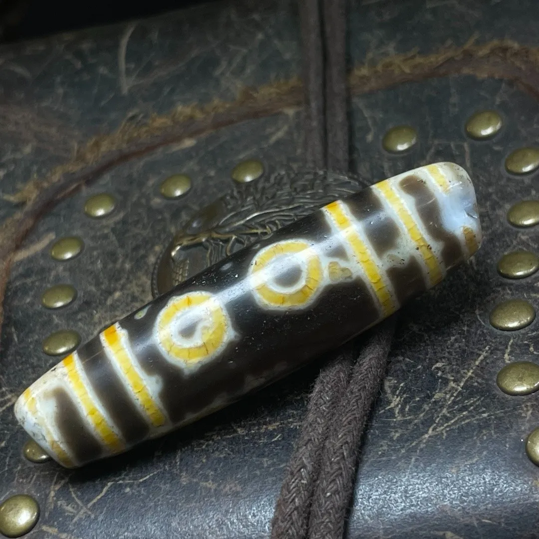 Tibetan Nepalese Himalayan Bead Ancient agate Old Dzi Talisman 5 eye Bead Amulet