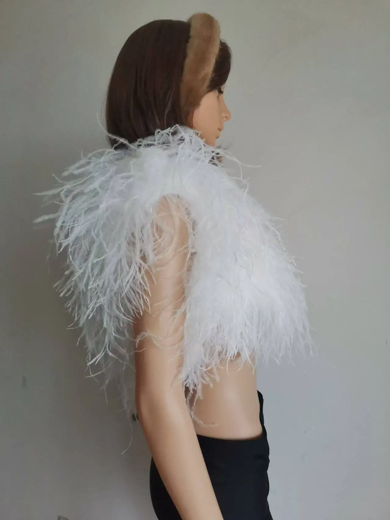 Naturalny, prawdziwy, 100% pióra strusie, futrzany szal, szal ślubny, puszysta kamizelka, kurtka ślubna, możliwość personalizacji