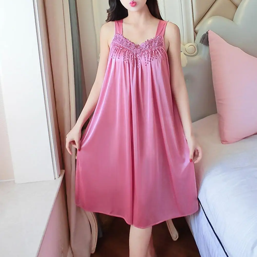 Trendy Lady Pajamas Comfortable Silky Flower Applique Wear-resistant Night Dress