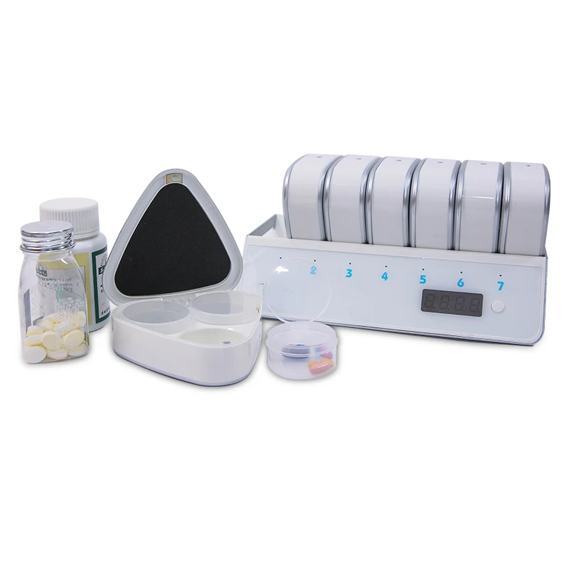 Intelligent medicine box portable large-capacity one-week packing timing reminder medicine box Bluetooth connection