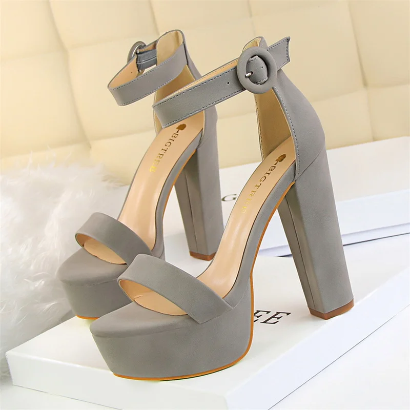 Summer Women High Heels New Fashion Sandals Sexy Party Waterproof Platform Square Heel Peep Toe Wedding Pumps