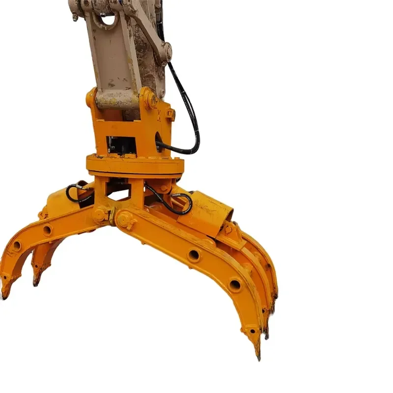 Excavator steel-grabber: High-strength teeth claws. It can securely grasp steel, wood, scrap iron, and stones without