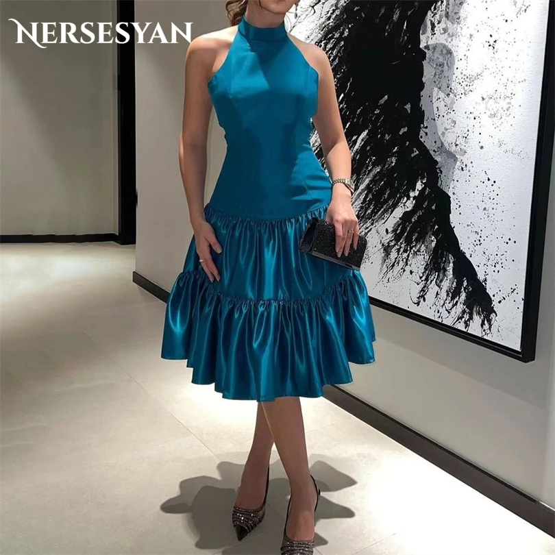 

Nersesyan Sexy High Neck Prom Gowns Sleeveless Satin Elegant Pleats Formal Evening Dresses A Line Knee-Length Party Dress 2023