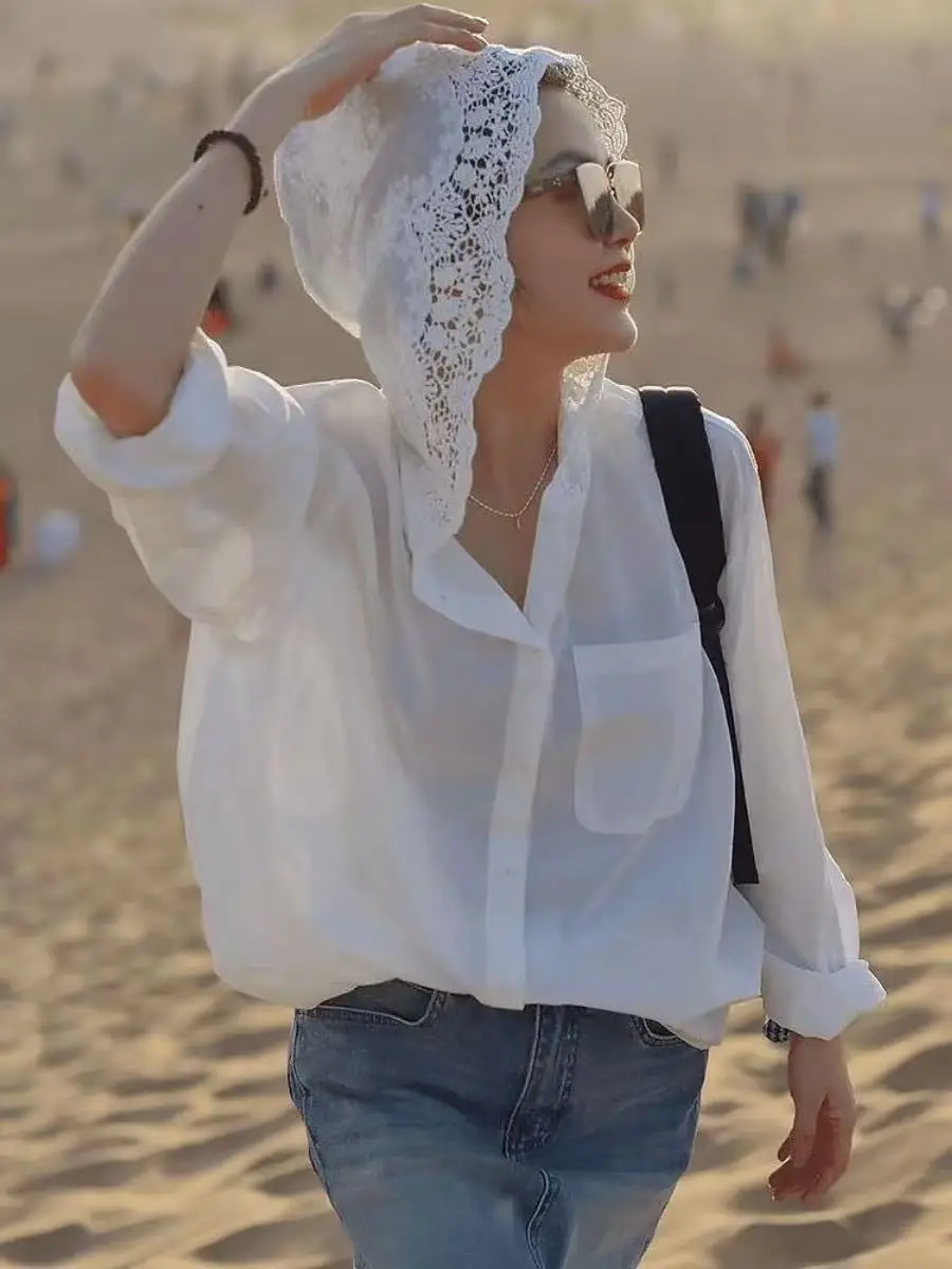 Spring/Summer 2026 Lace Cut-out Hooded Design Shirt Top