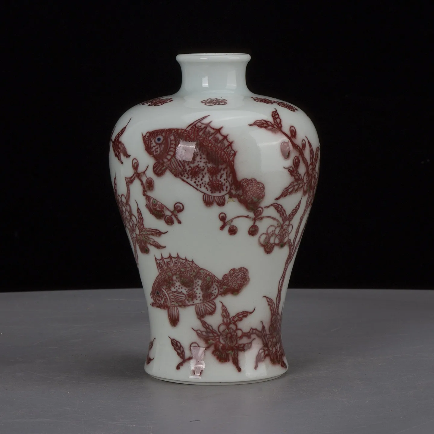 Chinese Underglaze Red Porcelain Vase Qing Kangxi Fish Pattern 6.7 inch
